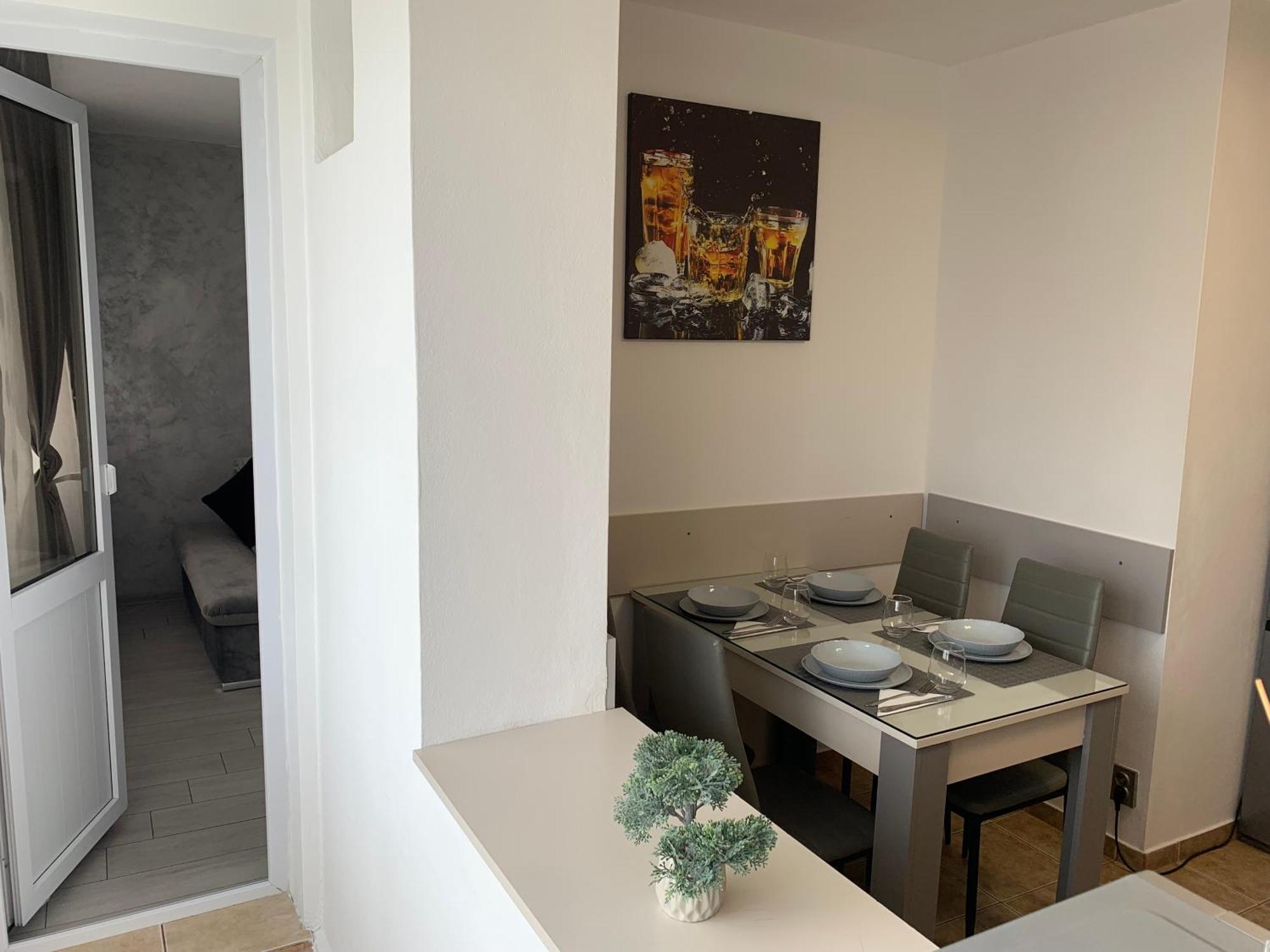 Victoriei Boulevard Private Apartment Brașov Exterior foto